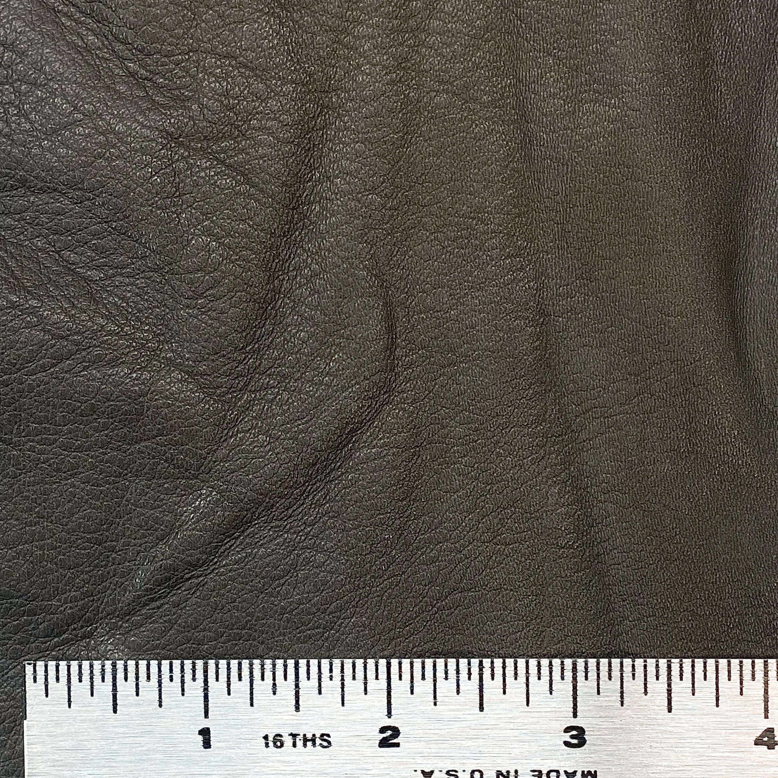 3oz (1.4mm) Pebble Cow Leather - Shadow Grey (per square foot)