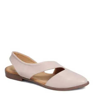 Bueno Women's Bianca Flat in Light Grey