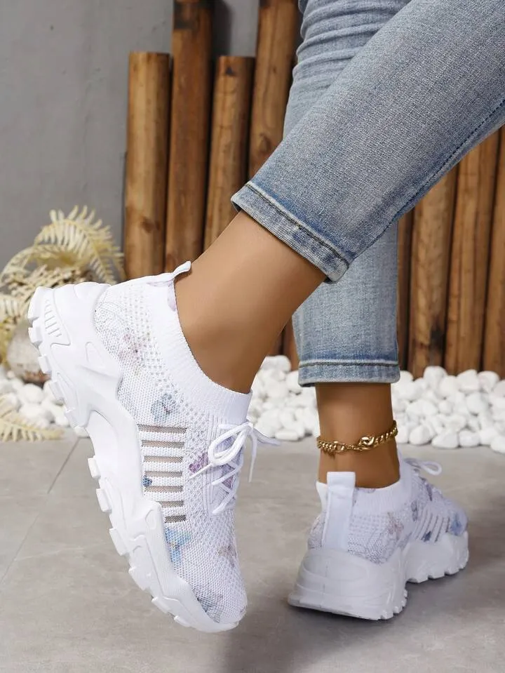 Butterfly pattern mesh sneakers in white